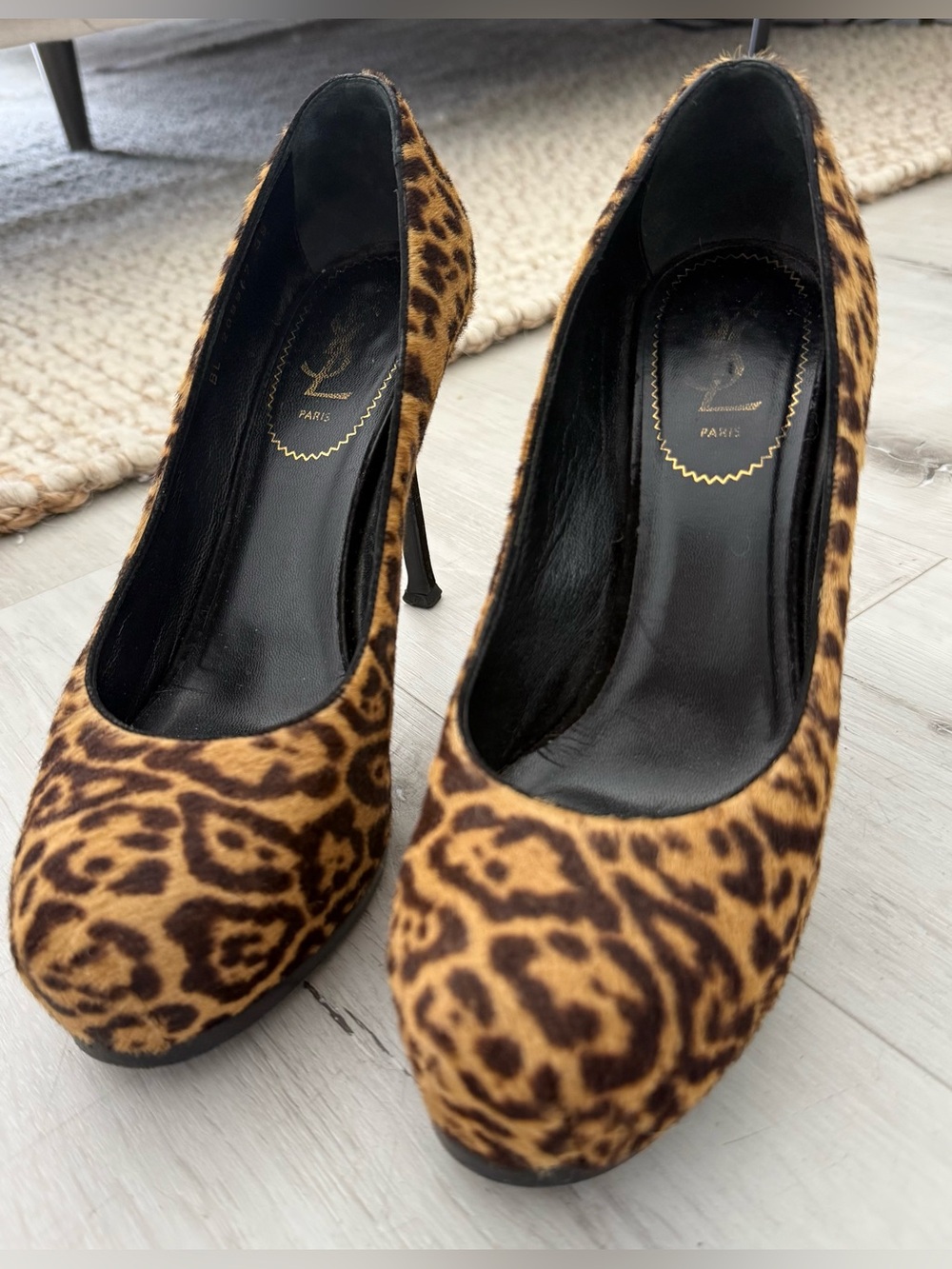 Yves Saint Laurent Leopard Print Calf Hair Stiletto Pumps
